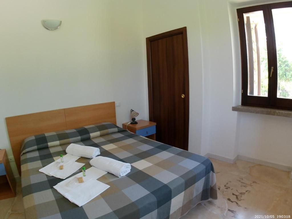 Terrae Eremis: Ristorante, Bar, B&B Roccamorice Kültér fotó